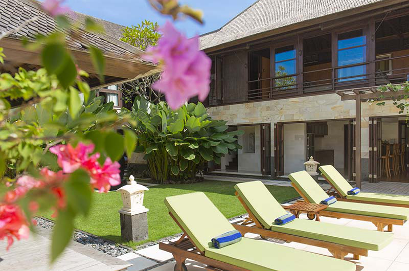 Villa Bayu Gita Bayu Gita Residence Sun Beds | Sanur, Bali