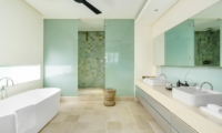Samujana 22 En-Suite Bathroom with Bathtub | Choeng Mon, Koh Samui