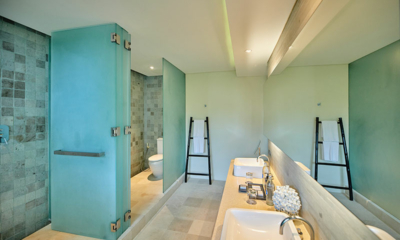 Samujana 27 Bathroom Three with Mirror | Choeng Mon, Koh Samui