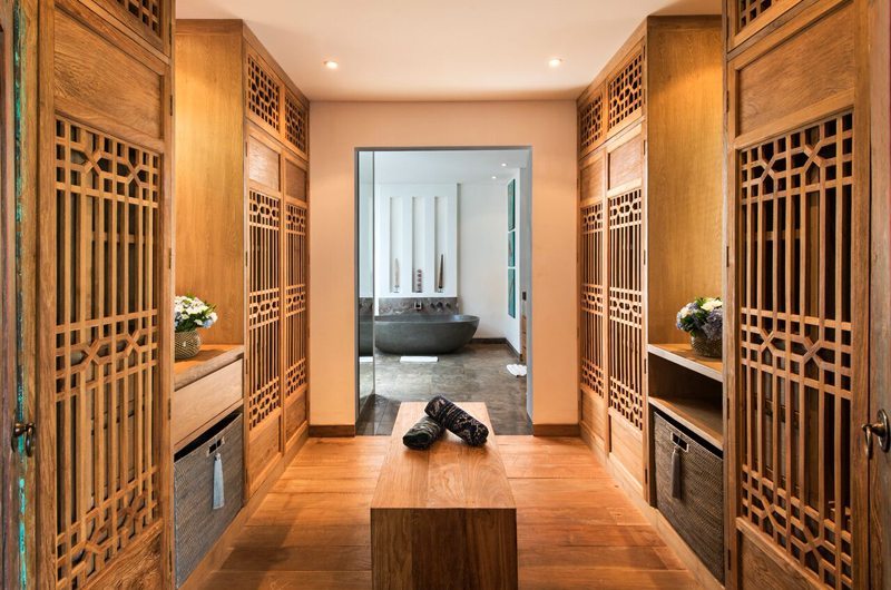 Villa Tiga Puluh Walk-In Wardrobe | Seminyak, Bali