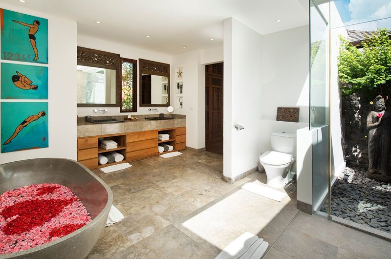 Villa Tiga Puluh Master Bathroom | Seminyak, Bali