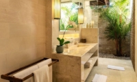 Villa Tiga Puluh En-suite Bathroom | Seminyak, Bali