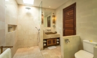 Villa Tiga Puluh Bathroom | Seminyak, Bali