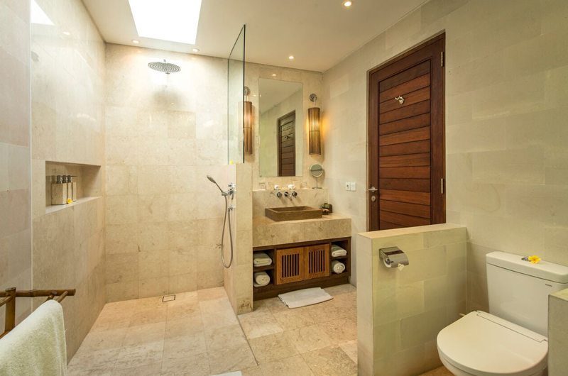 Villa Tiga Puluh Bathroom | Seminyak, Bali