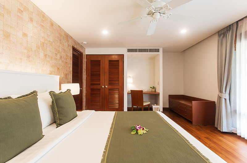 Villa Bougainvillea Bedroom One with Wooden Floor | Maenam, Koh Samui