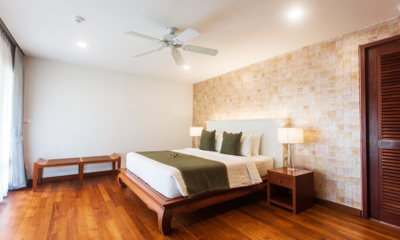 Villa Bougainvillea Bedroom One with Side Lamps and Wooden Floor | Maenam, Koh Samui
