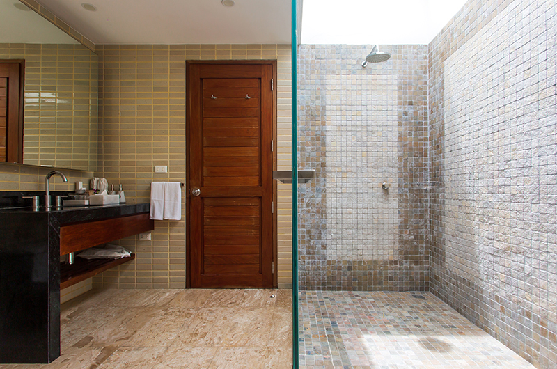 Villa Bougainvillea Bedroom One with Shower | Maenam, Koh Samui