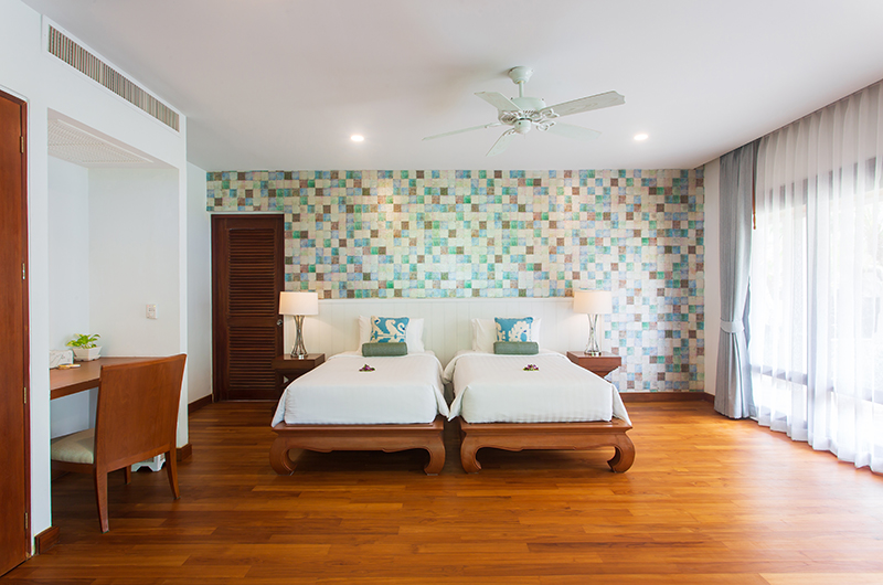 Villa Bougainvillea Bedroom Two with Twin Beds | Maenam, Koh Samui