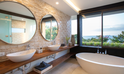 Celadon En-Suite Bathroom with Bathtub | Koh Samui, Thailand