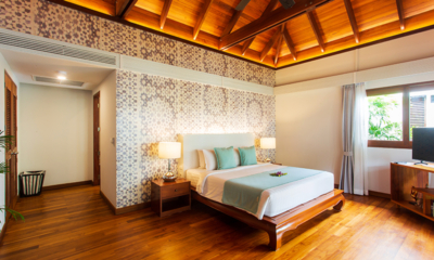 Villa Acacia Bedroom One with TV | Maenam, Koh Samui