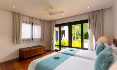 Villa Hibiscus Bedroom Four with Twin Beds | Maenam, Koh Samui