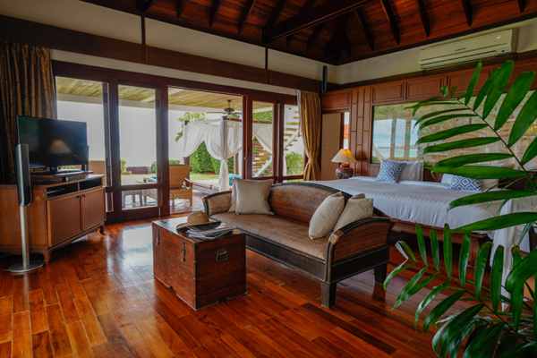 Villa Lotus Bedroom with Wooden Floor and TV | Koh Samui, Thailand