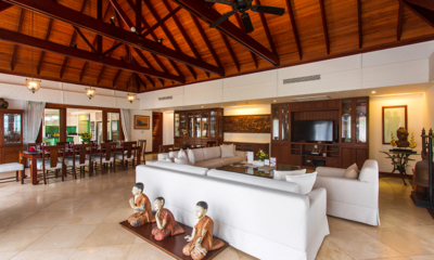Villa Lotus Living and Dining Area | Maenam, Koh Samui