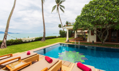 Villa Lotus Pool Side loungers | Maenam, Koh Samui
