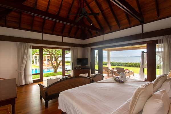 Villa Lotus Bedroom One with Pool View | Maenam, Koh Samui
