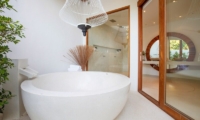 Villa Kya Bathroom | Koh Samui, Thailand
