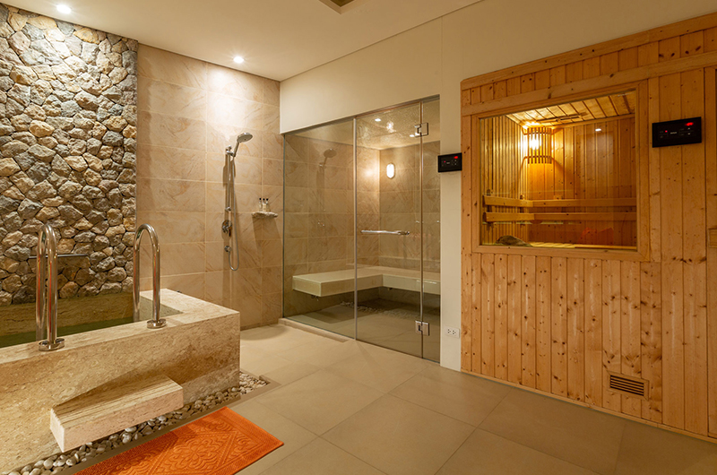 Sava Beach Villas Aqua Villa En-Suite Bathroom | Natai, Phang Nga