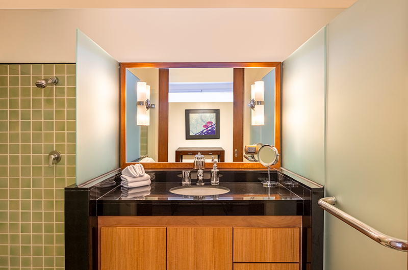 Villa Fah Sai Bathroom with Mirror | Kamala, Phuket