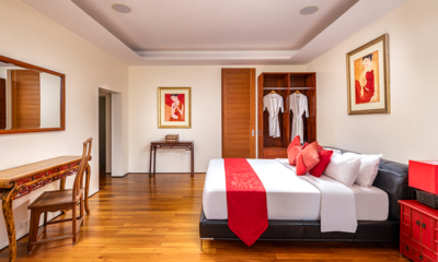 Villa Fah Sai Bedroom with Study Table | Kamala, Phuket
