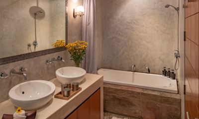 Villa Hale Malia Three and Four Common Bathroom with Bathtub | Kamala, Phuket