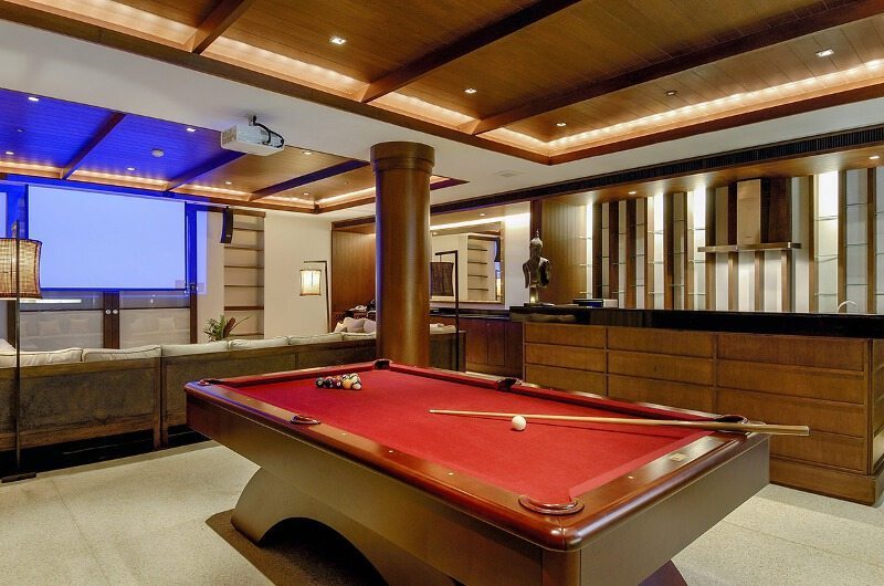 7 Et Villas With A Pool Table, How Bright Should A Pool Table Light Be