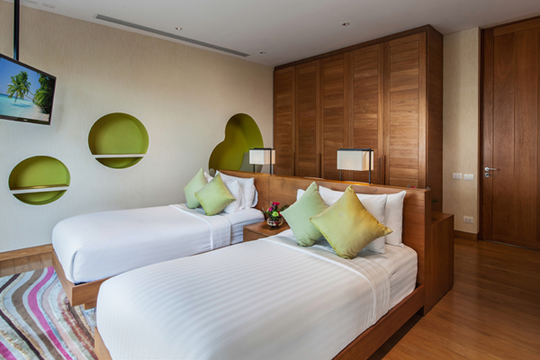 Villa Sawarin Twin Bedroom with TV | Phuket, Thailand