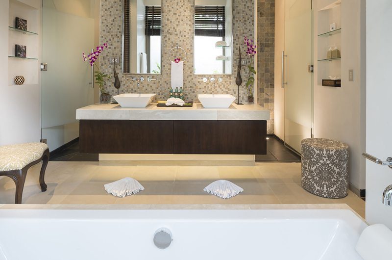 Villa Torcello Exquisite En-suite Bathroom | Kamala, Phuket