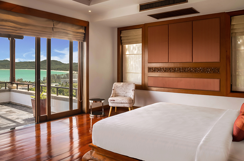 Villa Yang Som Bedroom with Wooden Floor | Surin, Phuket