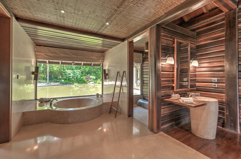 Villa Kamaniiya Master Bathroom | Ubud, Bali