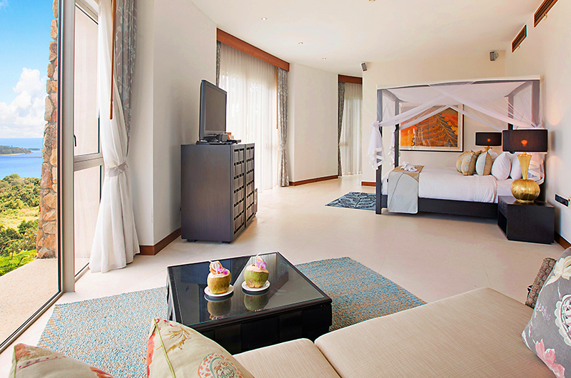 Baan Jakawan Bedroom with Four Poster Bed | Chaweng, Koh Samui