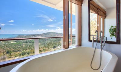 Ban Lealay Bathroom Four Bathtub with View | Bophut, Koh Samui