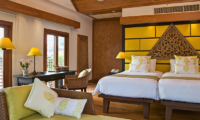 Upni Duniya Twin Bedroom with Seating | Bophut, Koh Samui