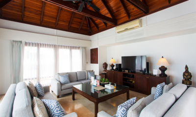 Villa Frangipani Lounge Area with TV | Maenam, Koh Samui