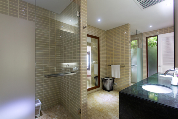 Villa Frangipani Bathroom Three | Maenam, Koh Samui