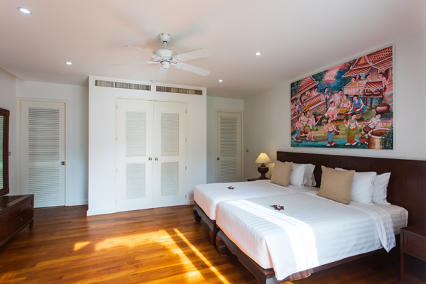 Villa Frangipani Bedroom Four with Twin Beds | Maenam, Koh Samui