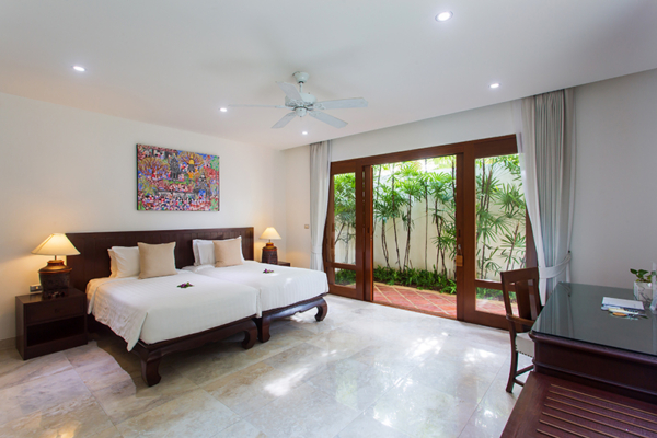 Villa Frangipani Bedroom Five with Side Lamps | Maenam, Koh Samui