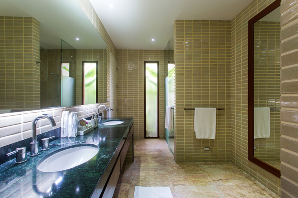 Villa Frangipani Bathroom Five | Maenam, Koh Samui