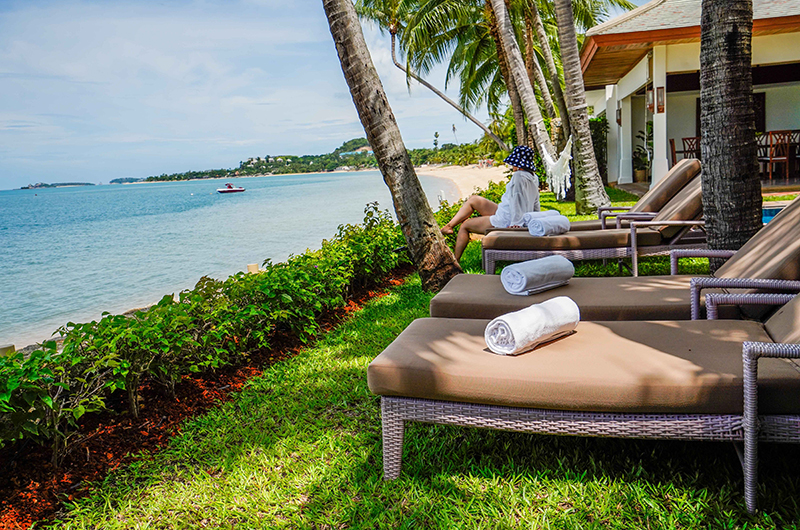 Villa Frangipani Beach Side Loungers | Maenam, Koh Samui