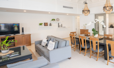 Villa Waterlily Indoor Living and Dining Area | Maenam, Koh Samui
