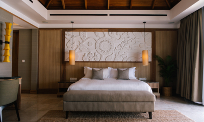 Villa Wayu Bedroom with Hanging Lamps | Maenam, Koh Samui