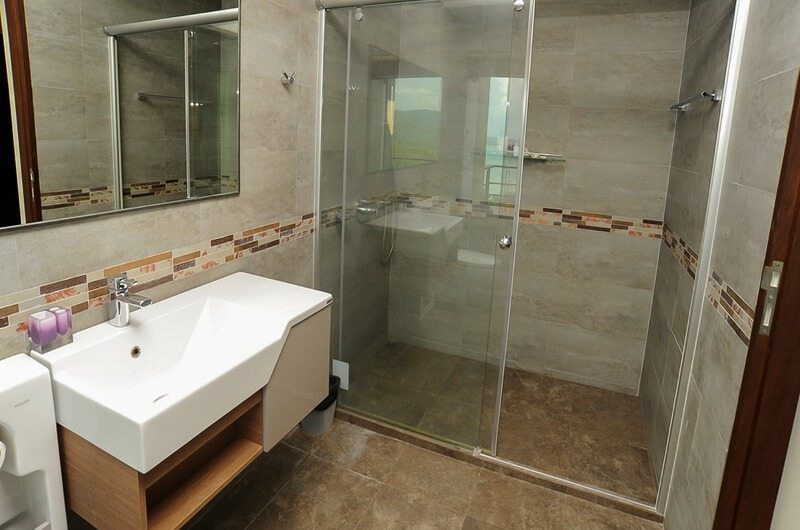 Villa Akira Bathroom| Koh Samui, Thailand