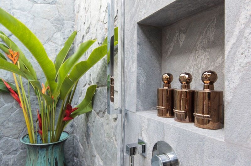 Villa Wayu Bathroom| Koh Samui, Thailand