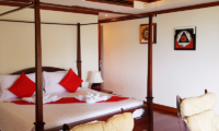 Villa Cattleya C5A Bedroom with Four Poster Bed | Patong, Phuket