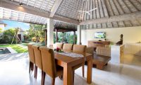 Serene Villas Hibiscus Dining Table | Seminyak, Bali