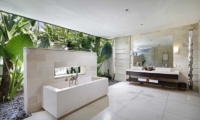 Villa Mona Bali Bathroom| Umalas, Bali