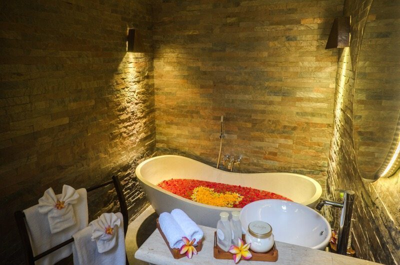 The Kumpi Villas Bathroom|Seminyak, Bali