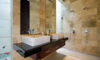 Villa Portsea En-suite Bathroom | Petitenget, Bali