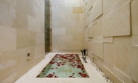 Villa Portsea Bathtub | Petitenget, Bali