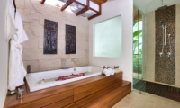 Baan Benjamart Bathtub with Wooden Deck | Bophut, Koh Samui