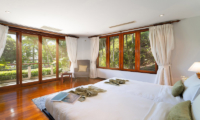 Baan Bon Khao Twin Bedroom with Seating | Surin, Phuket